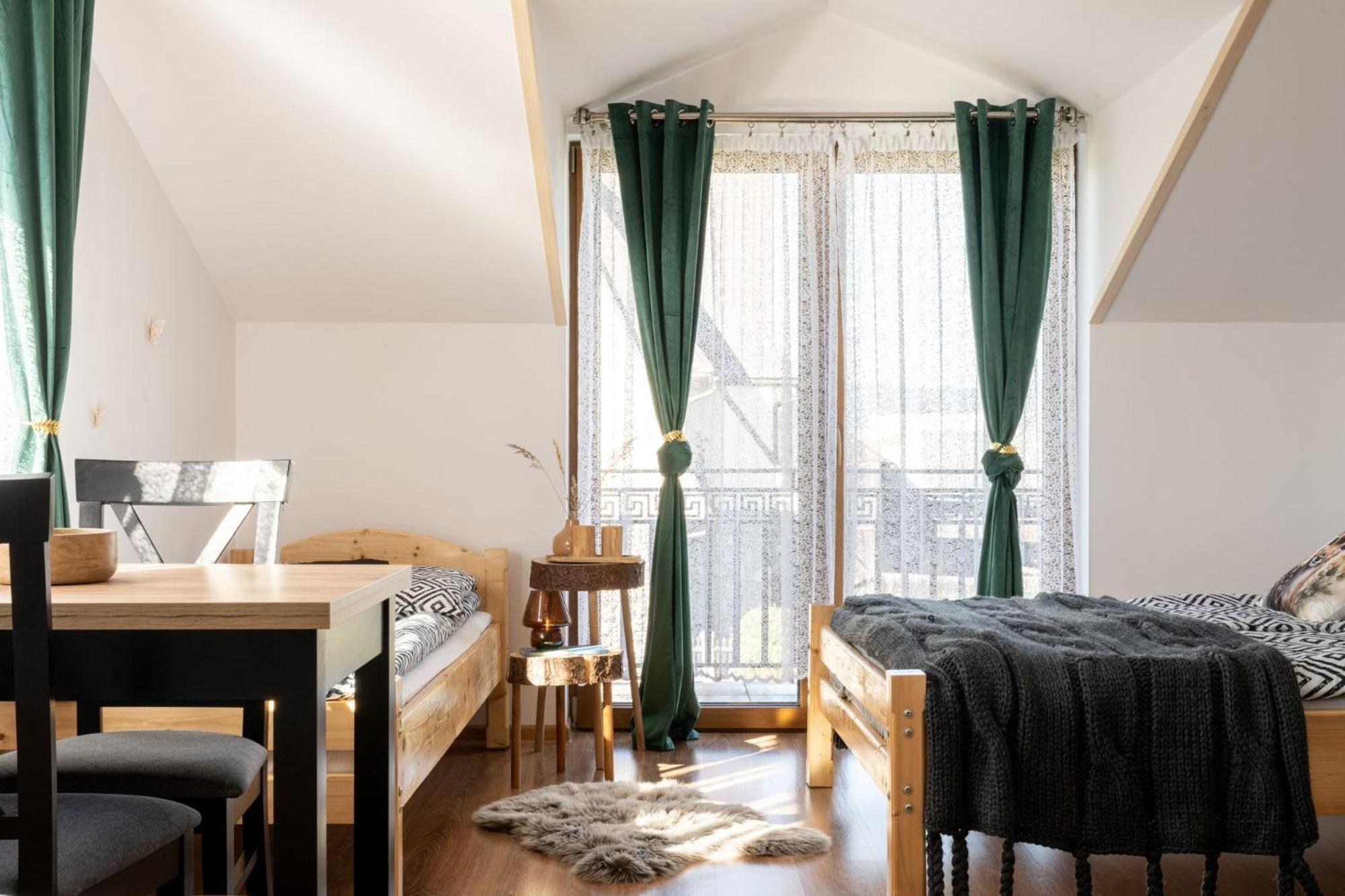 Ferienwohnung Dw Pod Zlotym Kasztanem Trybsz Exterior foto